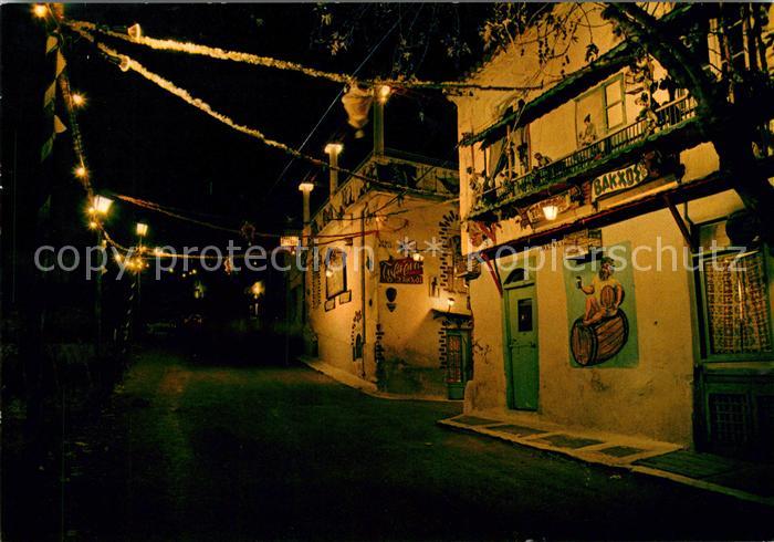 Athenes Athen Plaka bei Nacht