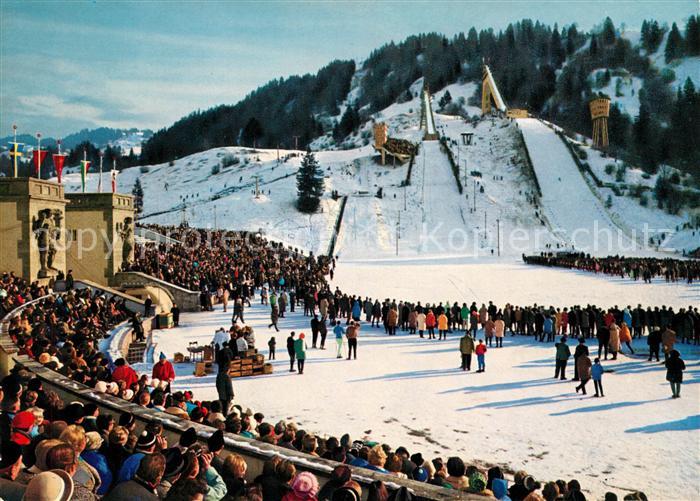 GARMISCH-PARTENKIRCHEN Bayern Olympia Skistadion Winterpanorama