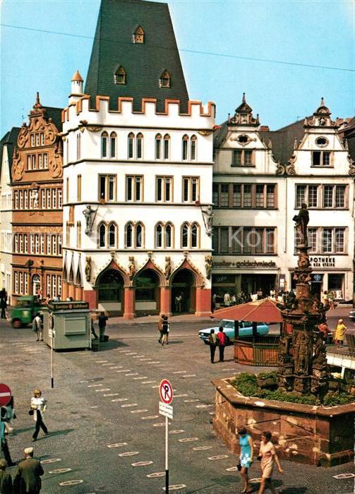 Trier Hauptmarkt Petrusbrunnen Steipe