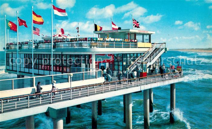 Scheveningen Pier Nationalflaggen