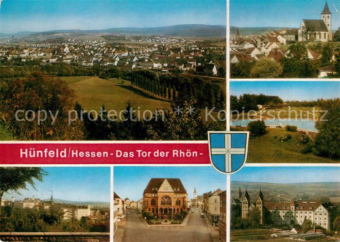 Huenfeld Landschaftspanorama Tor der Rhoen Kirche Schloss Freibad