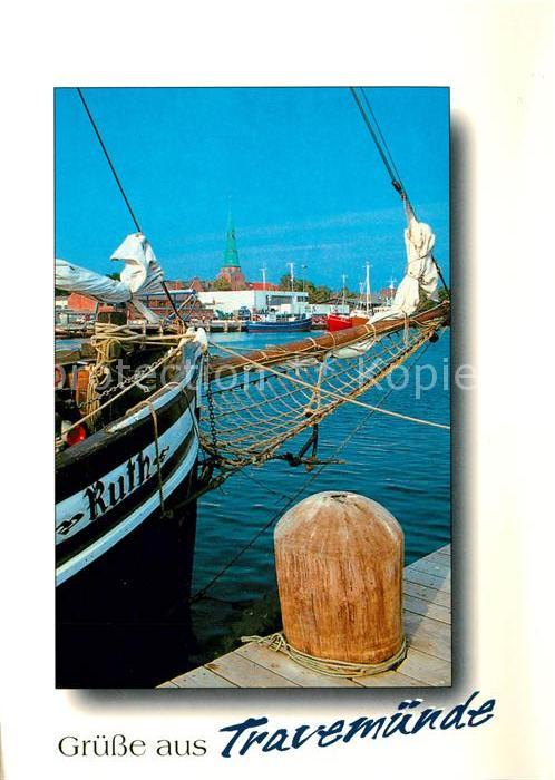 Travemuende Ostseebad Segelschiff Bug am Anleger