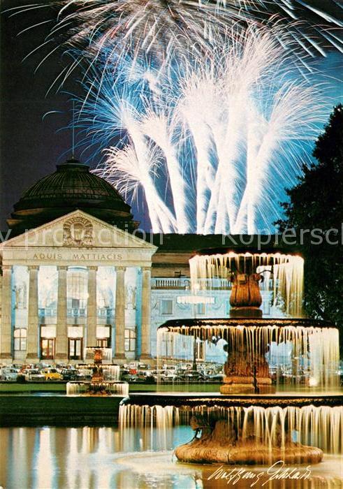 Wiesbaden Feuerwerk am Kurhaus Springbrunnen
