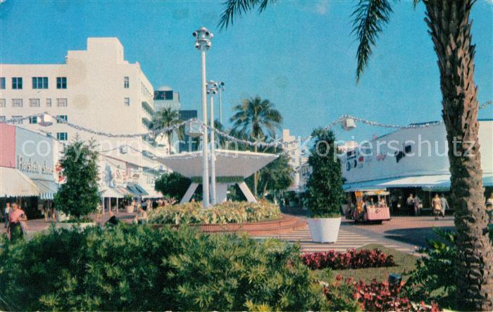 Miami Beach Lincoln Road Mall