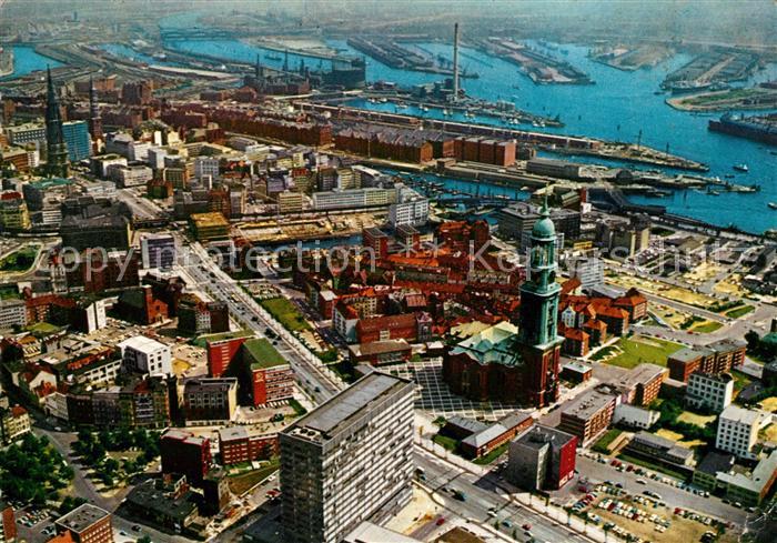 Hamburg Fliegeraufnahme Michel Hafen Ost West Strasse