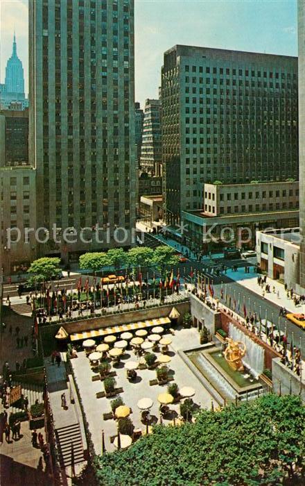 New York City Plaza of Rockefeller Center Skycraper