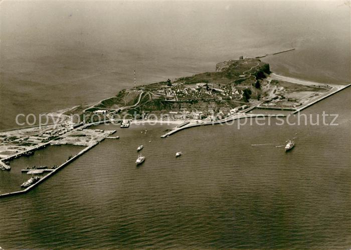 Helgoland Nordseeinsel von Suedosten Fliegeraufnahme