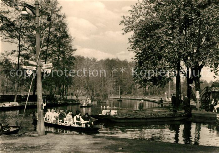 Luebbenau Spreewald Kahnabfahrtstelle Wasserstrasse