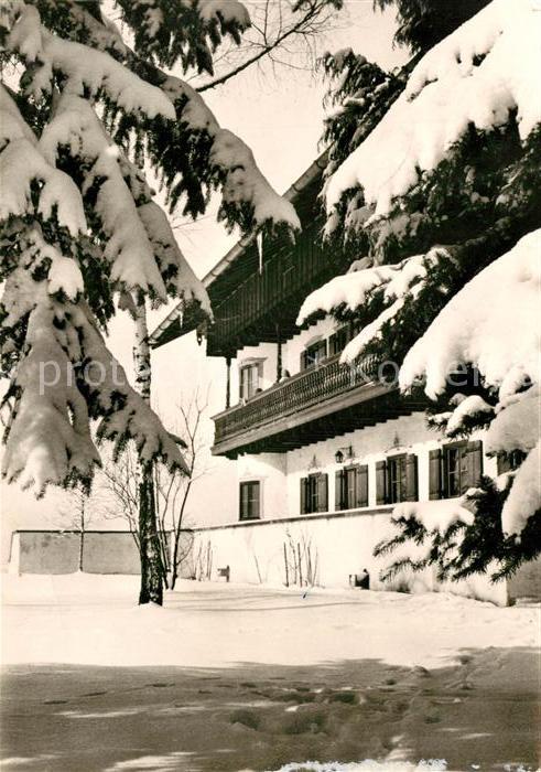 Kirchbichl Bad Toelz Bergerhof Jugendgesundheitsstaette der DAK im Winter