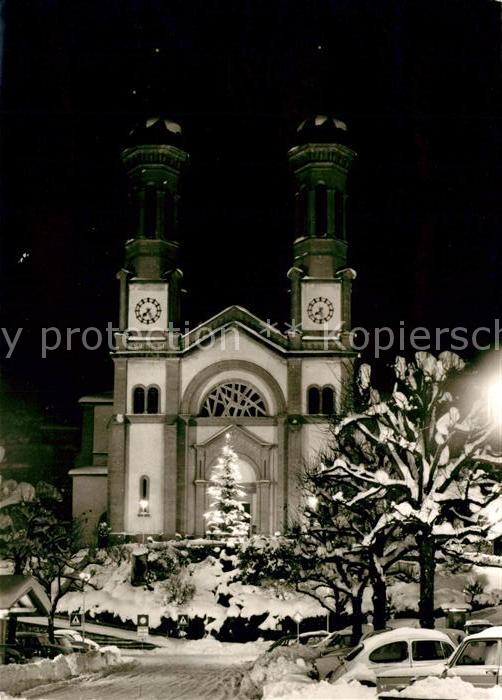 Todtnau Nachtaufnahme zur Weihnachtszeit Christbaum Kirche