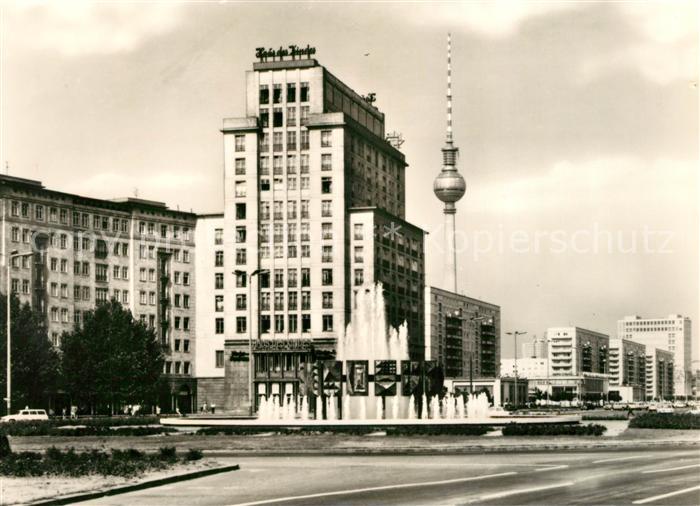 BERLIN CITY Strausberger Platz mit Blick zum Funkturm Hauptstadt der DDR