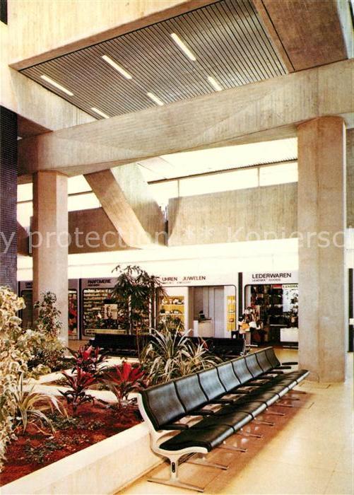 Flughafen Airport Aeroporto Koeln Bonn Empfangshalle Shoppingcenter