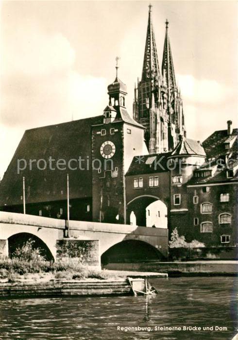 REGENSBURG Bayern Steinerne Bruecke und Dom