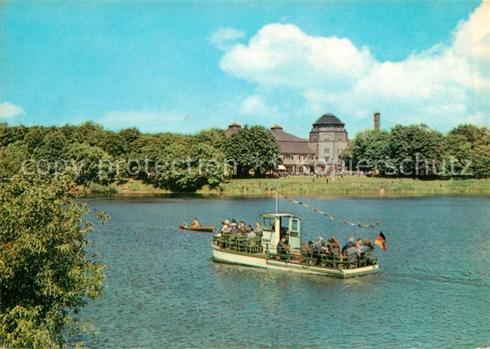 LEIPZIG Sachsen Auensee mit Blick zur HO Gaststaette