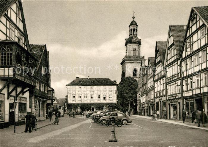 Rinteln Markt mit Rathaus und St Nikolai Kirche