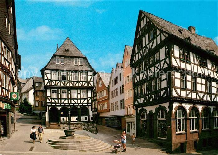 Wetzlar Eisenmarkt Barbarabrunnen Altstadt Fachwerkhaeuser