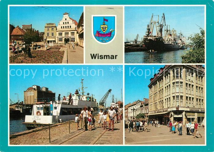 Wismar Mecklenburg Kraemerstrasse Loewenapotheke Frachter am Holzkai Anlegestell