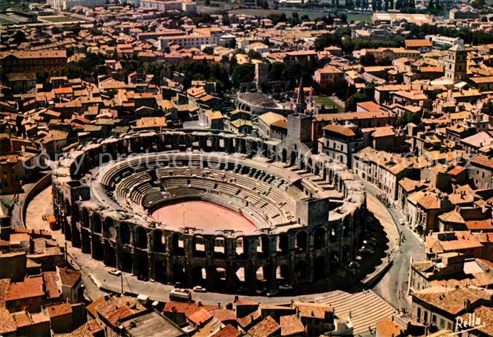 Arles Bouches-du-Rhone Vue aerienne sur les arenes Amphitheatr
