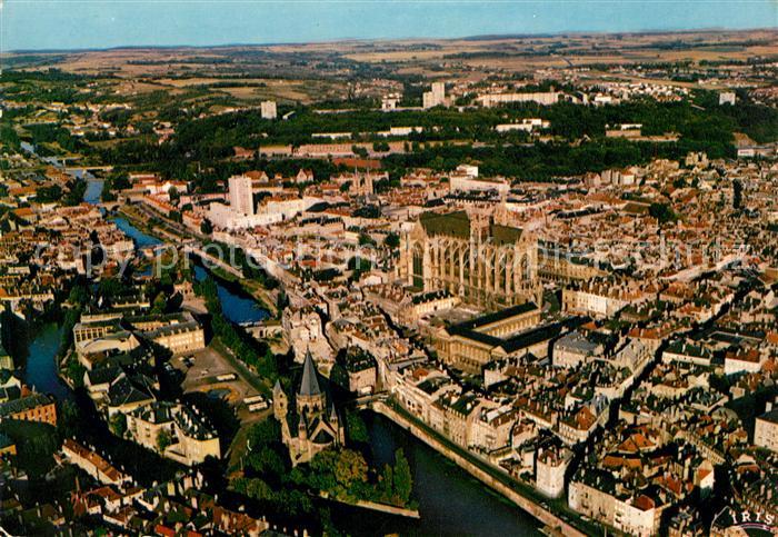 Metz  57 Moselle Vue aerienne La Moselle et la Cathedrale