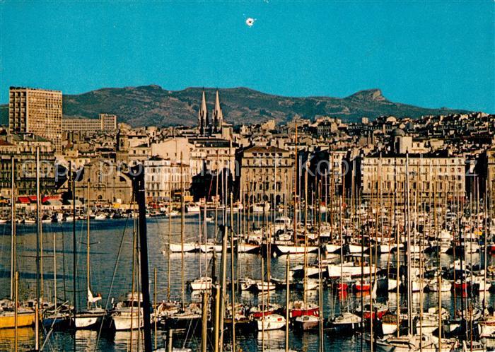 Marseille Bouches-du-Rhone Vue d’ensemble du Vieux Port