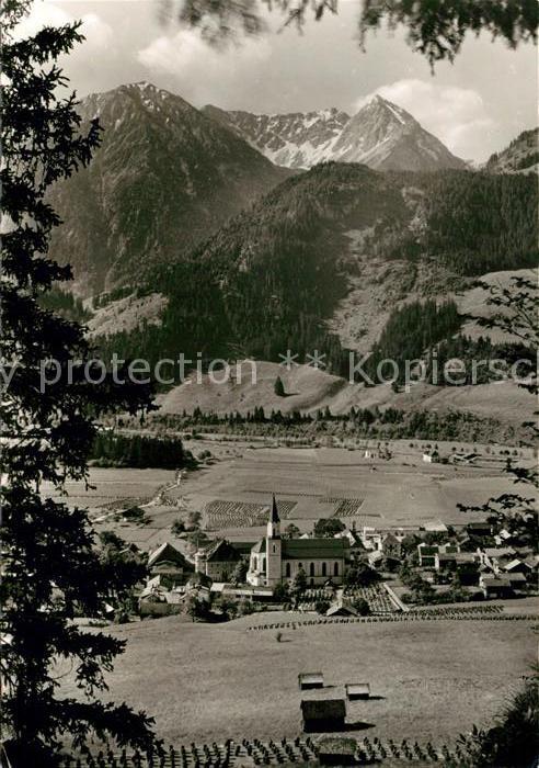 Hindelang mit Breitenberg und Rotspitze
