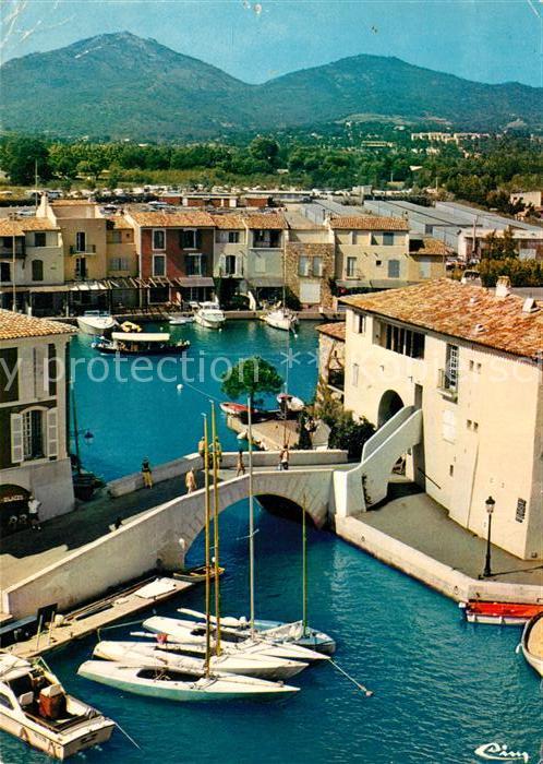 Port Grimaud Cite lacustre