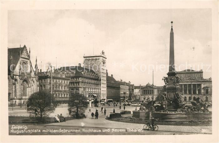 LEIPZIG Sachsen Augustusplatz mit Mendebrunnen Hochhaus Neues Theater