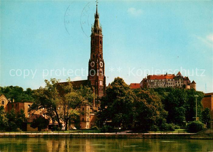 Landshut Isar Blick ueber die Isar auf St Martin Kirche Burg Trausnitz