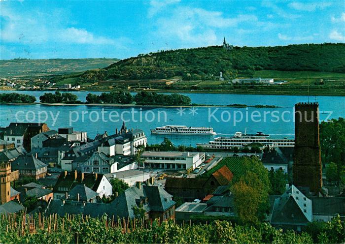 Ruedesheim Rhein Blick ueber den Rhein zur Rochuskapelle