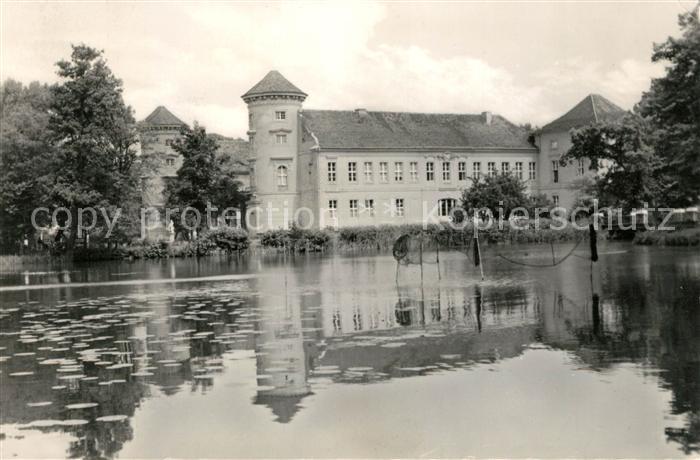 Rheinsberg Schloss jetzt Sanatorium