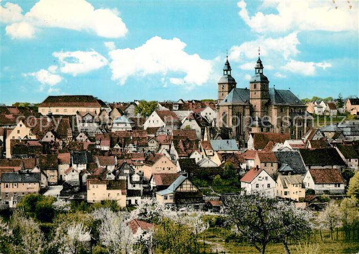 Wallduern Ortsansicht mit Wallfahrtskirche Baumbluete