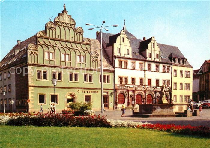 Weimar Thueringen Renaissancehaeuser am Markt Altstadt Brunnen