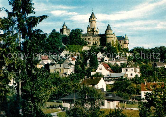 Braunfels mit Schloss im Naturpark Hochtaunus