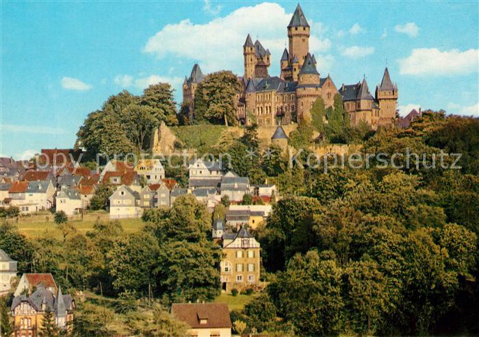 Braunfels mit Schloss