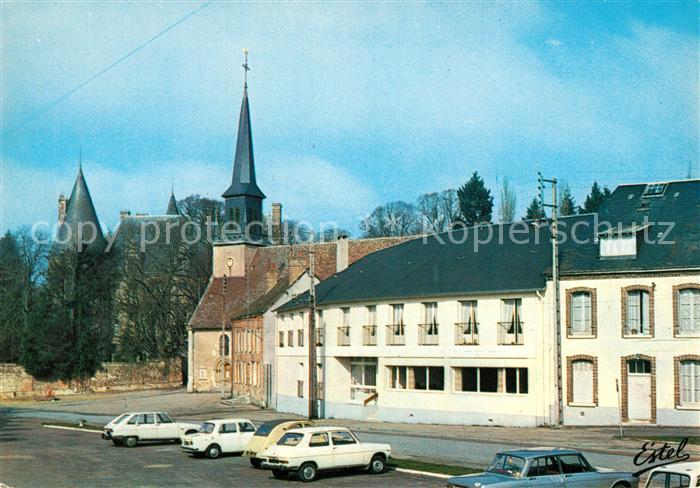 Courtalain Le chateau Eglise et la maison de retraite