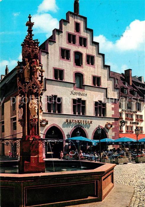 Freiburg Breisgau Fischerbrunnen und Kornhaus