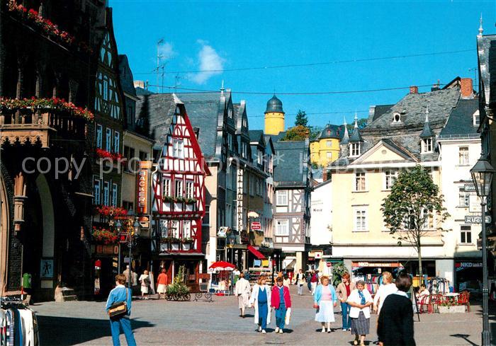 Montabaur Westerwald Fussgaengerzone Altstadt Fachwerkhaeuser