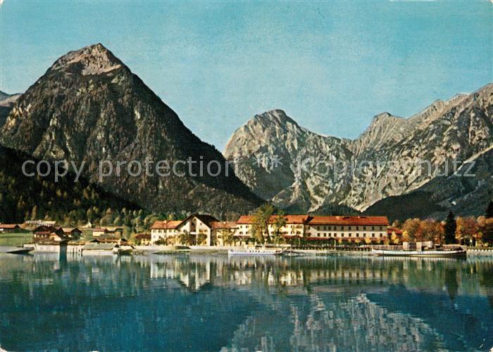 Pertisau Achensee Hotel Fuerstenhaus Ansicht vom See aus Alpen