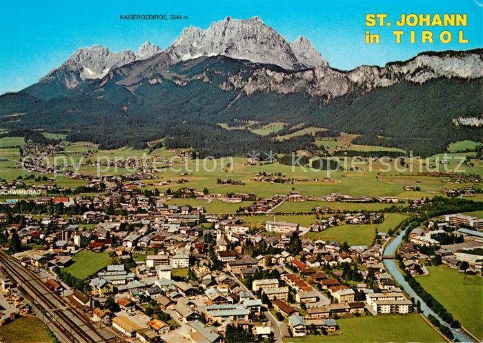 St Johann Tirol mit Wildem Kaiser Kaisergebirge Fliegeraufnahme