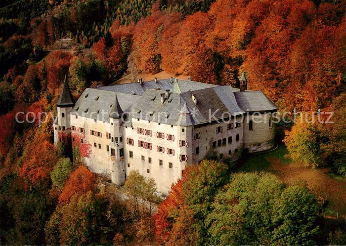 Jenbach Tirol Schloss Tratzberg Gotik Renaissance Bau Herbststimmung Unterinntal