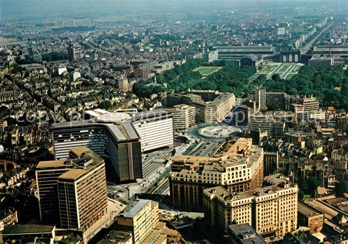 Brussels Place Schuman complexe de la Communaute Europeene Vue aerienne