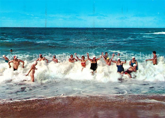 Insel Sylt Baden in der Brandung