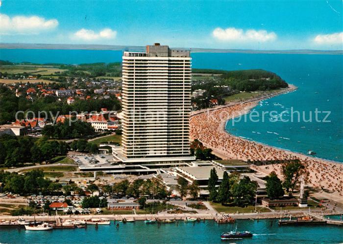 Travemuende Ostseebad Hotel Hafeneinfahrt Strand Fliegeraufnahme