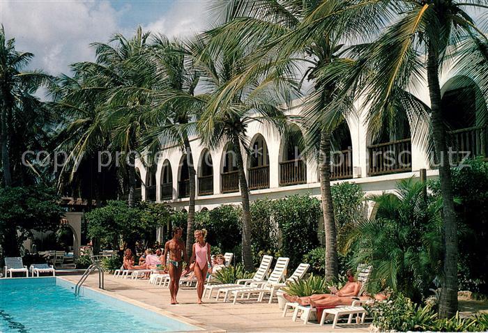 Aruba Resort Hotel Talk of the Town Swimming Pool Palmen