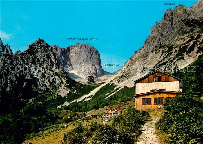 Gaudeamushuette Berghaus Weg zum Ellmauer Tor Kaisergebirge