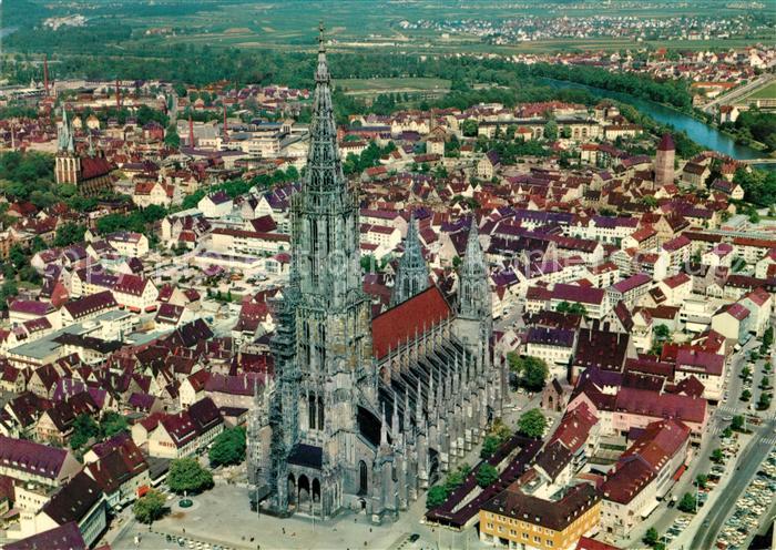 Ulm Donau Ulmer Muenster Hoechste Kirche der Welt Fliegeraufnahme