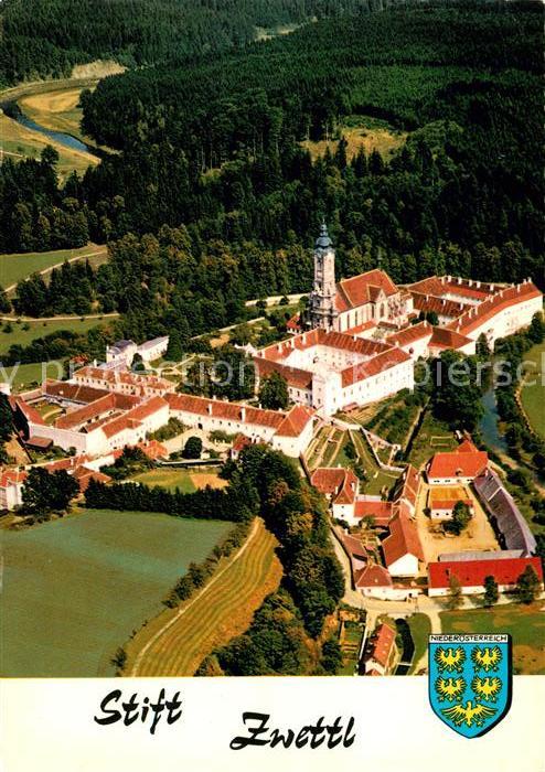 Zwettl-Niederoesterreich Zisterzienserstift am Stausee Ottenstein Fliegeraufnahm
