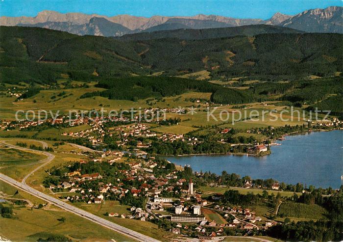 Seewalchen Attersee Panorama Hoellengebirge Fliegeraufnahme