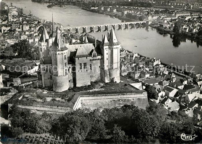 Saumur Le Chateau Vue aerienne