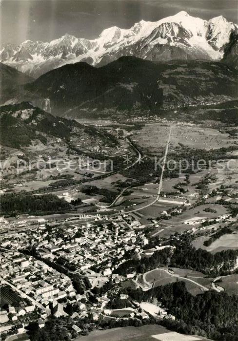 Sallanches Vue aerienne et le Massif du Mont Blanc